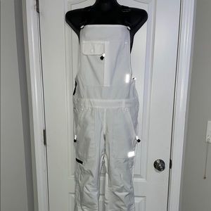 DC Shoes snowboard bibs size small